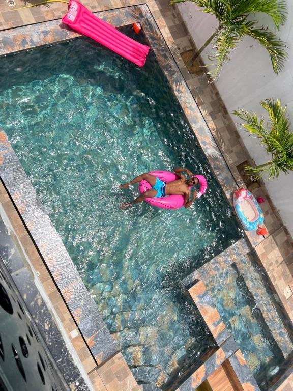 piscine2_villa_serenity